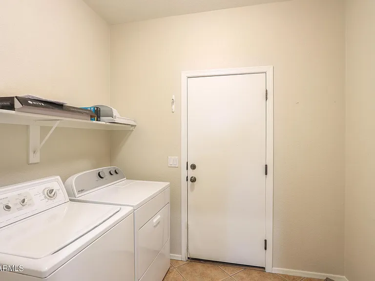 44092 W Stonecreek Rd — Photo 10