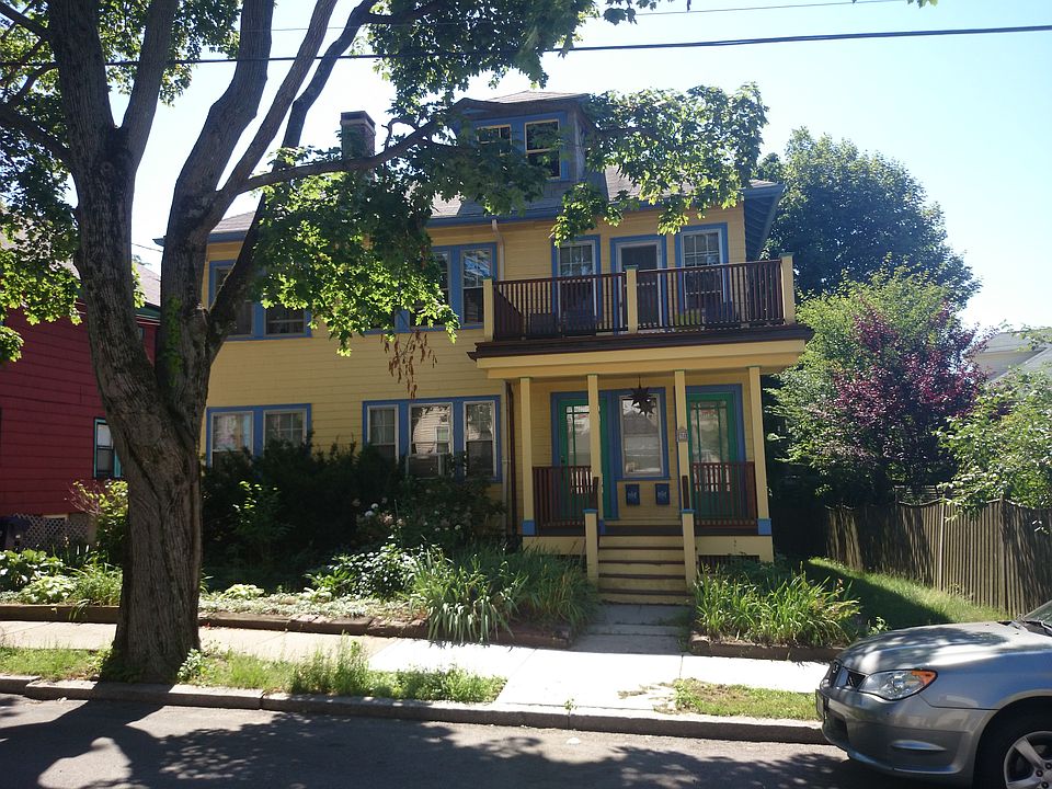 2nd image of 34 Zamora St