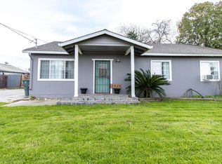 2217 Vine Ave, Escalon, CA 95320