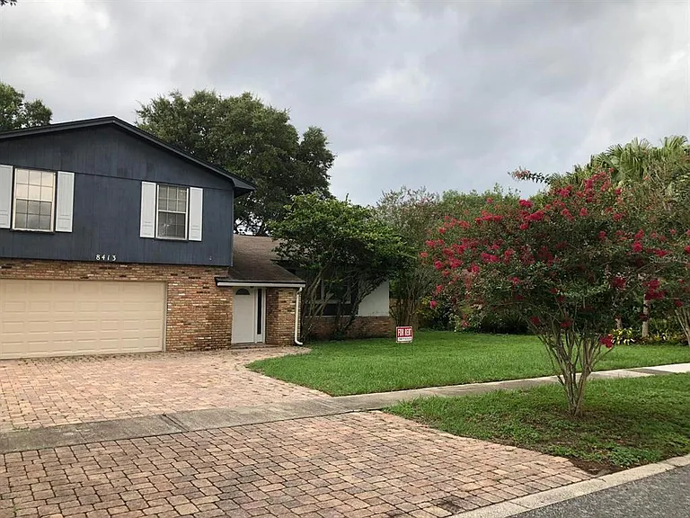 8413 Shady Glen Dr — Photo 3