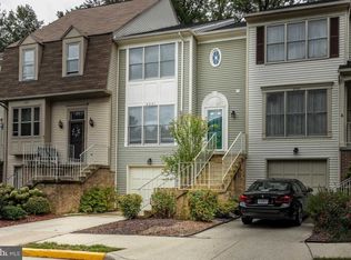 8321 Ridge Crossing Ln, Springfield, VA 22152