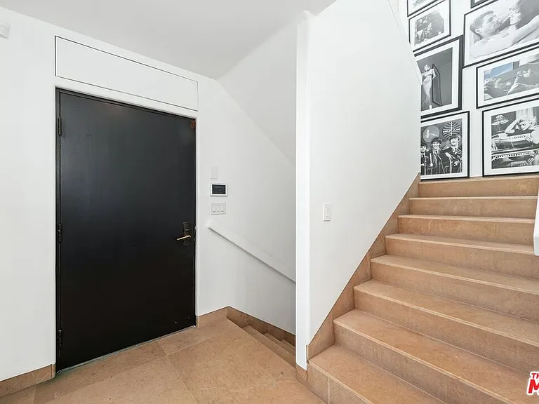 25302 Malibu Rd — Photo 10