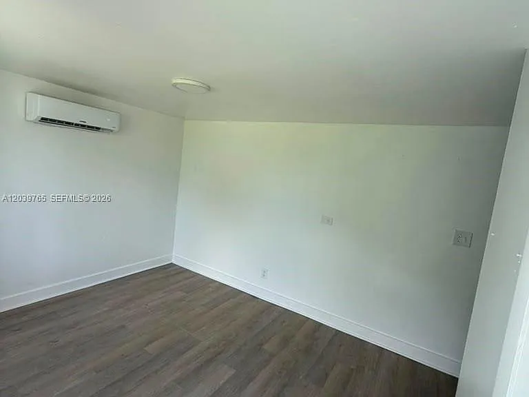 10731 SW 51st Dr — Photo 27