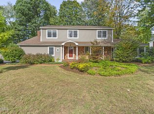 85 Parkwyn Dr, Delmar, NY 12054