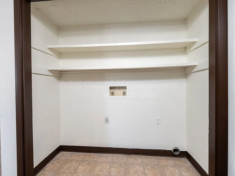 Midtown Place Apartments — Photo 35