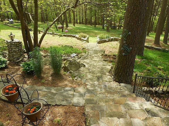 2nd image of 215 Winfred Ave