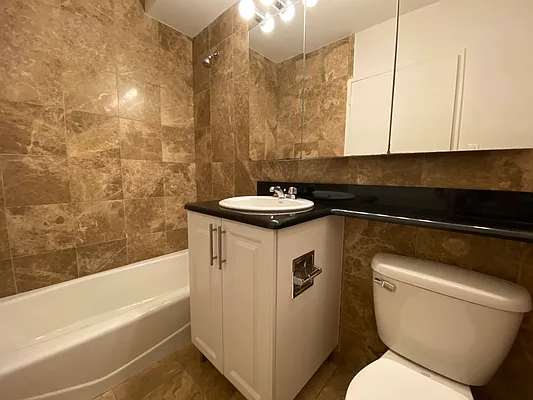 Rented by AZ REALTY NYC LLC | media 6