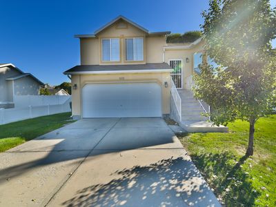 932 N Sir Michael Dr, Salt Lake City, UT, 84116
