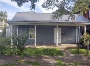 506 Walnut St, Ironton, OH 45638