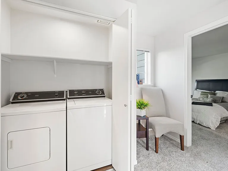 Water's Edge Townhomes — Photo 55
