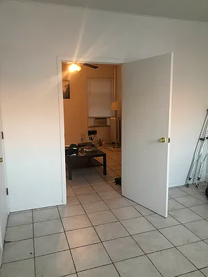 Rented by Irene Mihalios, LREB | media 17