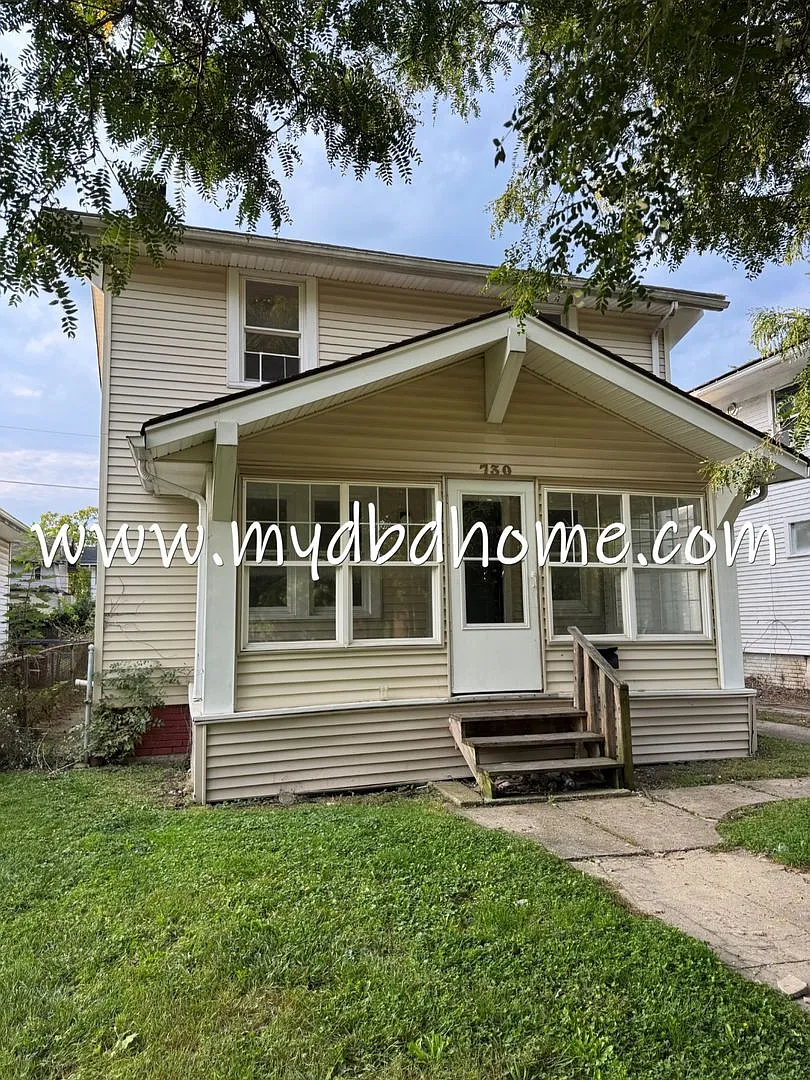 730 Drexel Ave — Photo 1
