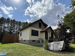 127 9th St SW, Chisholm, MN 55719