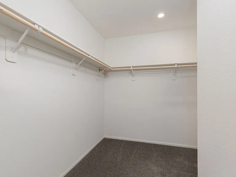 8045 Skye Foxx St — Photo 29