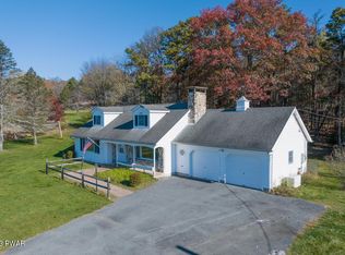 108 Stroyan Ln, Milford, PA 18337