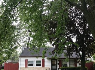 1939 Greenfield Ave, North chicago, IL 60064