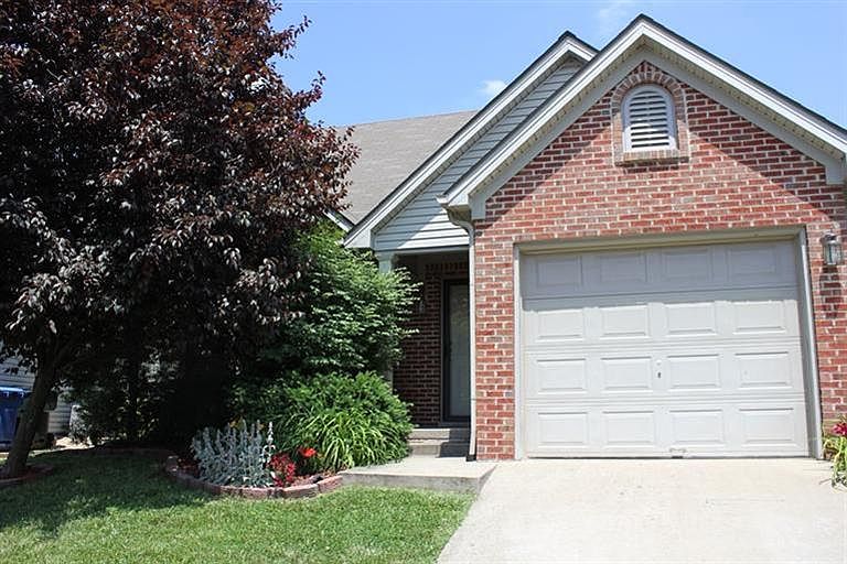 2nd image of 3369 Pueblo Ct