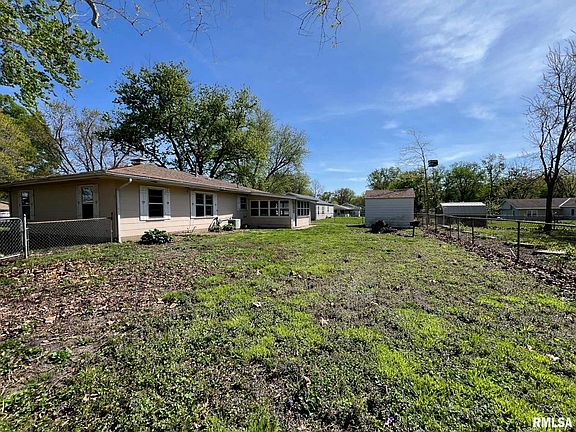 5th image of 1422 E Melaik Ct