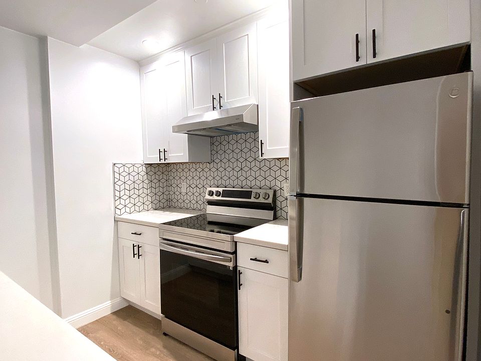 1st image of 155 Bartlett St #13