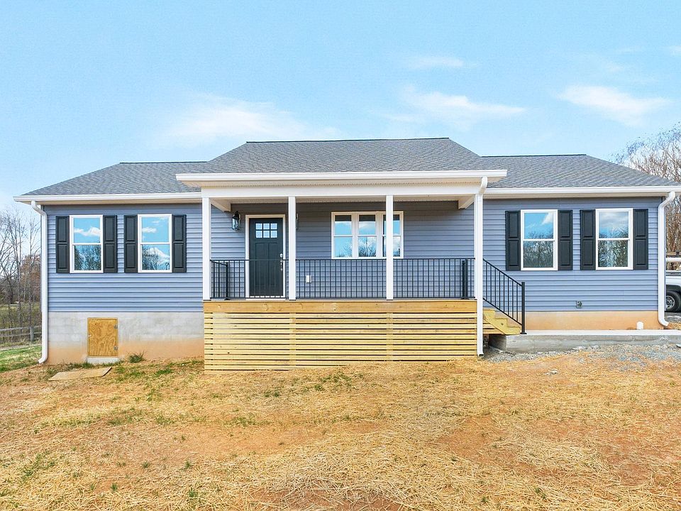 1st image of 140 Dogwood Hts