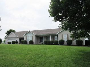 4530 Alves Ferry Rd, Henderson, KY 42420