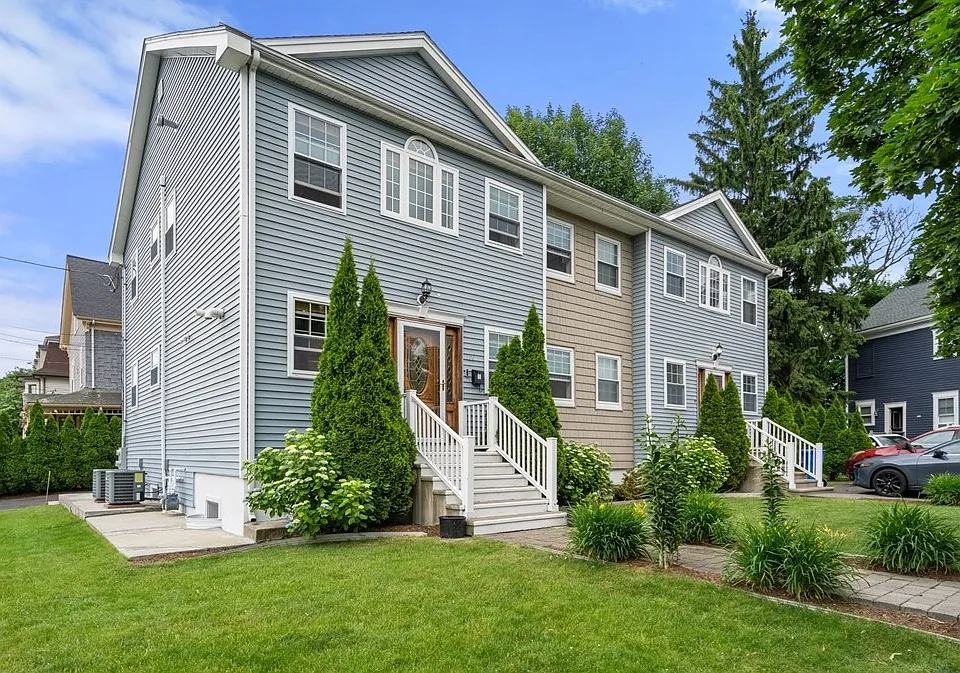 104 Crescent St #1