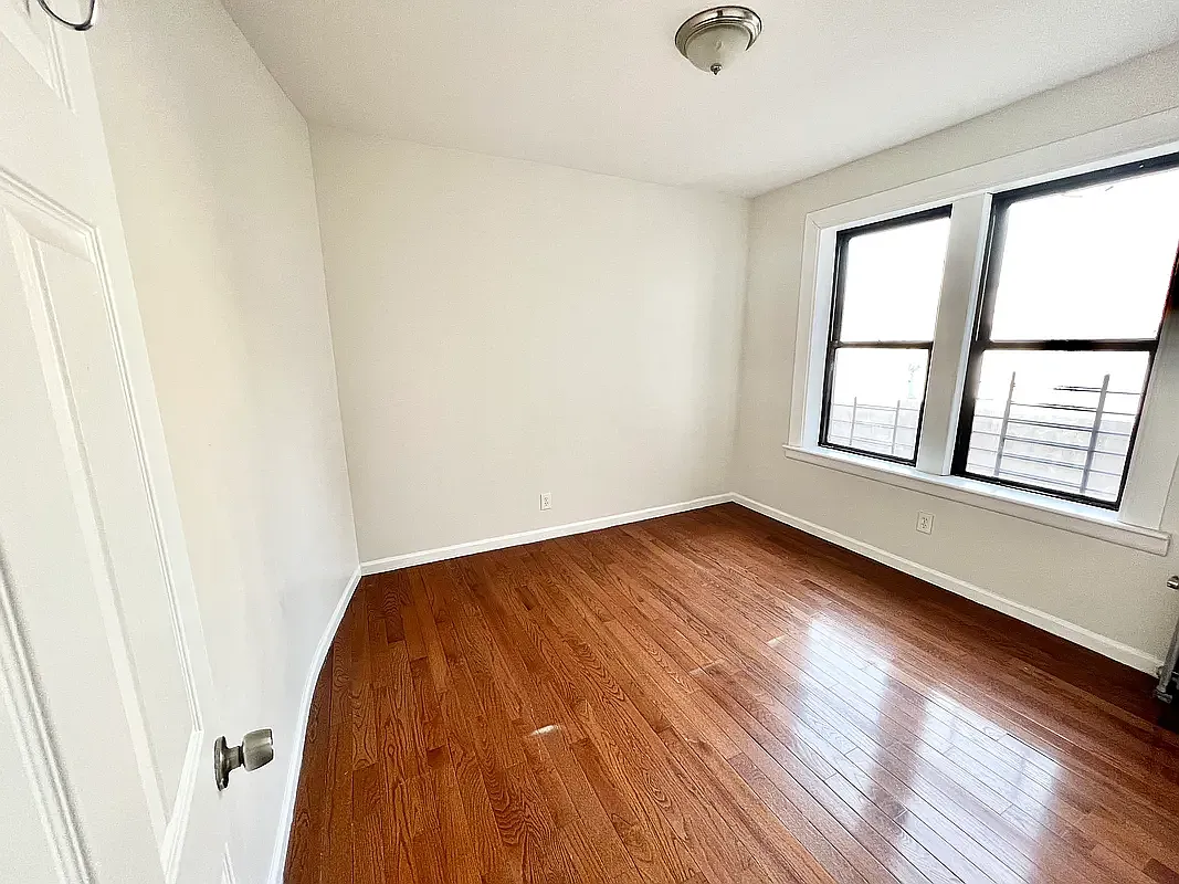 Building Photo - 102-45 Corona Ave #R1DD