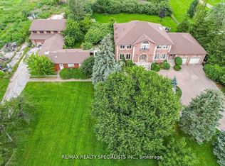 2069 9th Line, Oakville, ON L6H 7G7