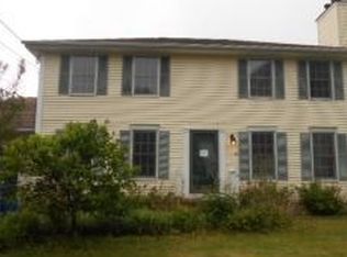 16 Wedgewood Ln, Manchester, NH 03109