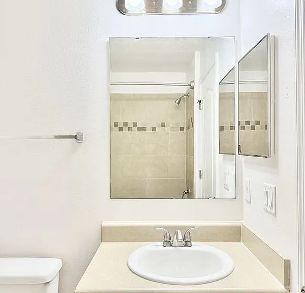 3824 Exeter Ln #1 — Photo 55