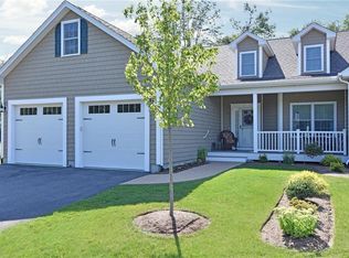 69 Hamilton Farm Rd, North Kingstown, RI 02852