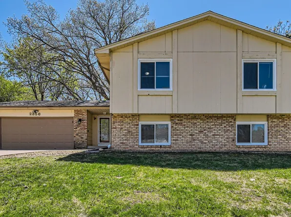 2356 Teakwood Dr E, Maplewood, MN 55119