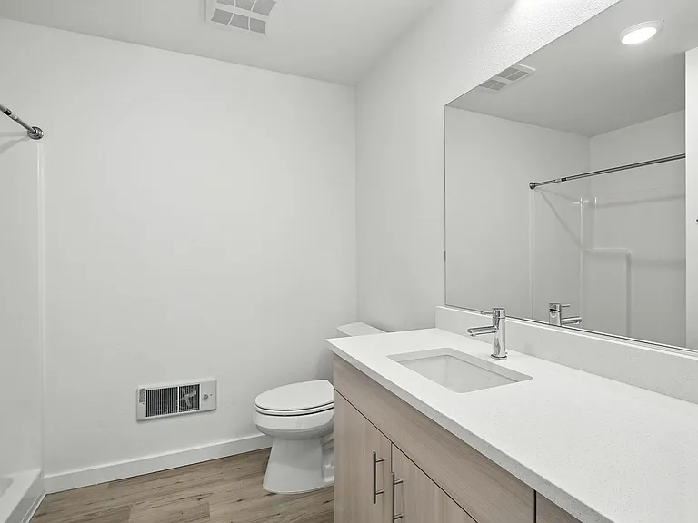 District Lofts at Garland — Photo 27