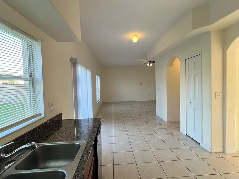 3986 Rollingsford Cir — Photo 36