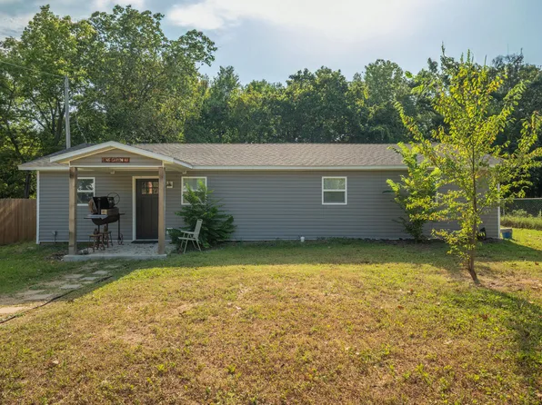8687 Newt Drive, Neosho, MO 64850