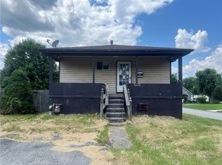 212 Shaffer Ave, Elizabeth, PA 15037