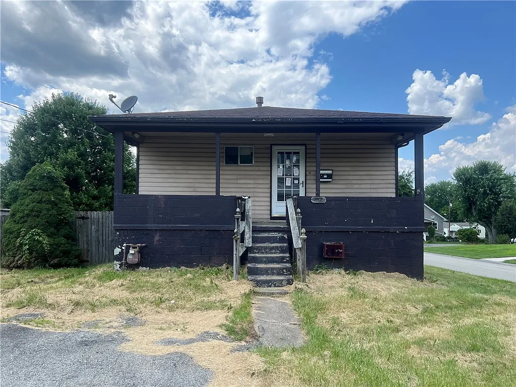 212 Shaffer Ave photo 1