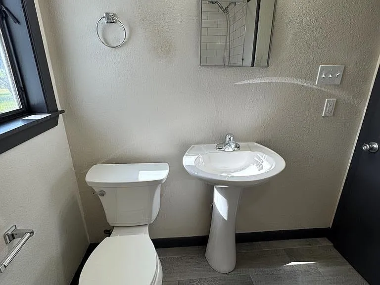 2078 Lower Crabapple Rd — Photo 38