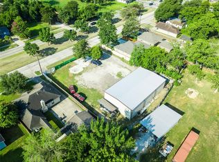 844 N Victory Dr, Houston, TX 77088