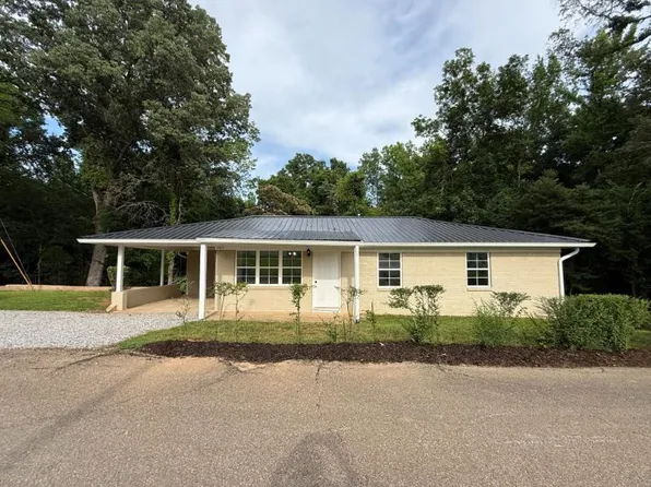 1105 Sandlin Rd, Fulton, MS 38843