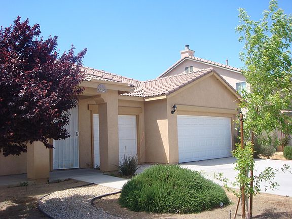 2nd image of 13546 Thunderbird Pl