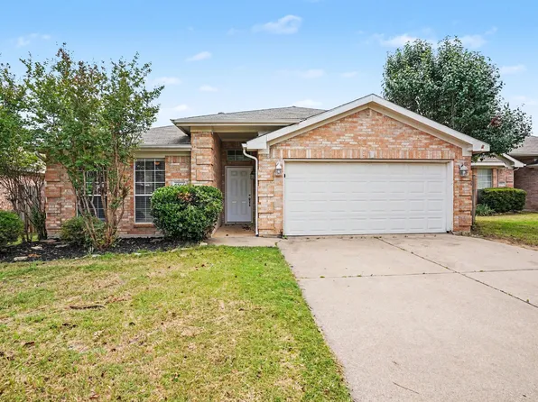 8563 Miami Springs Dr, Fort Worth, TX 76123