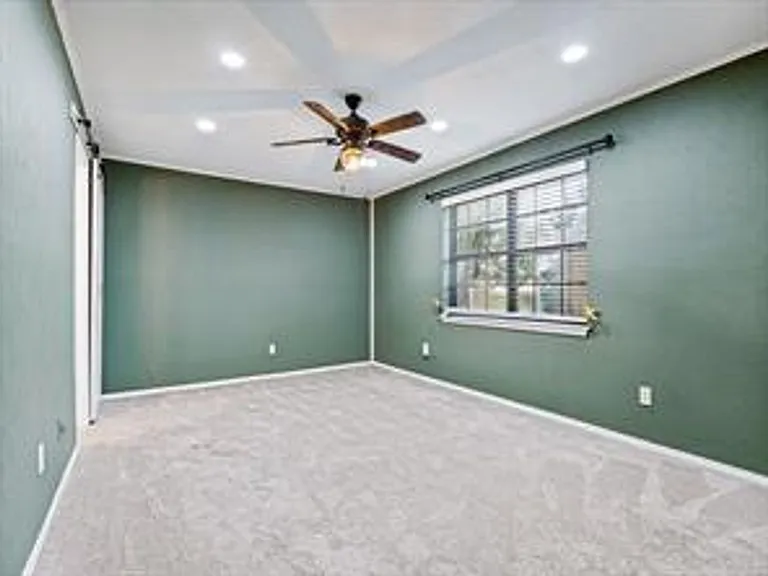 1620 Post Oak Dr — Photo 13