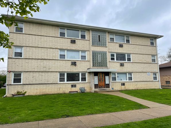 420 Beach Ave APT 3C