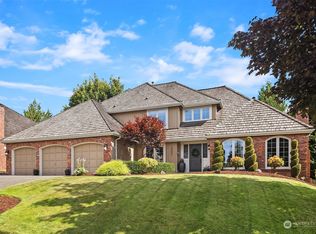 24001 SE 46th Pl, Issaquah, WA
