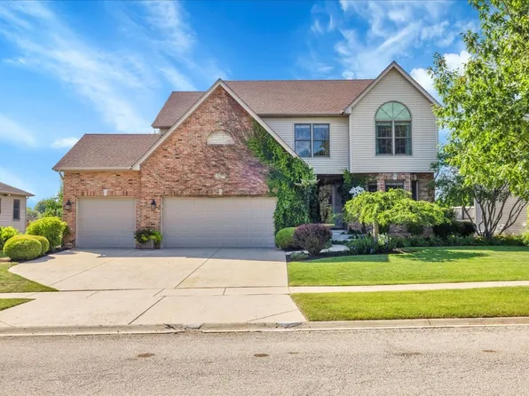 531 Danbury Dr, Oswego, IL 60543