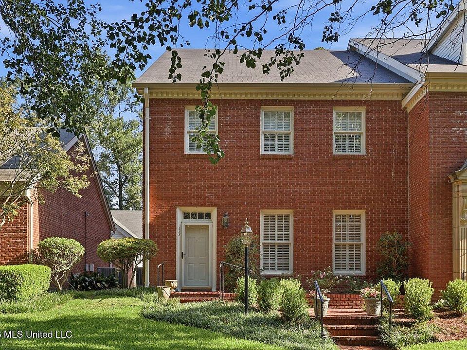 1st image of 253 Eastbrooke St