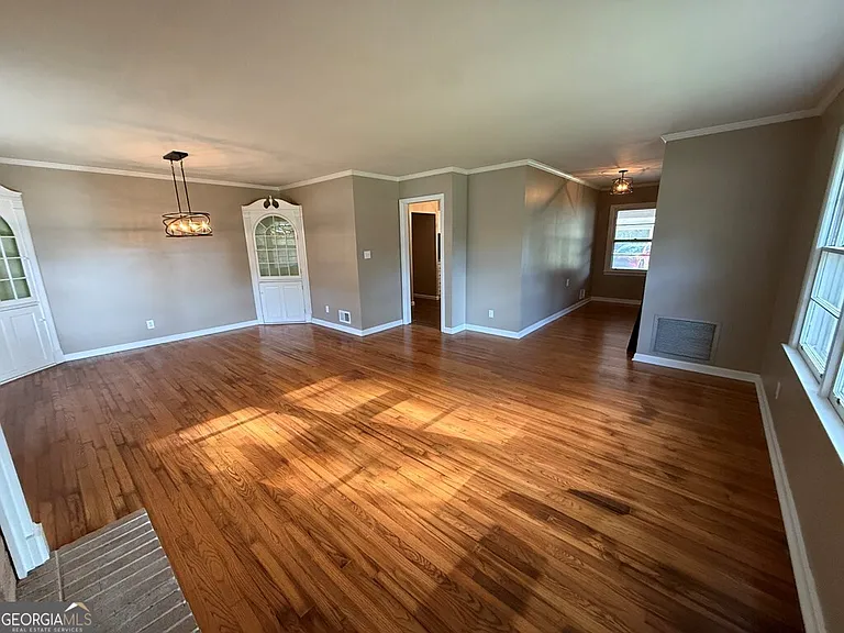 412 Roberson St — Photo 19