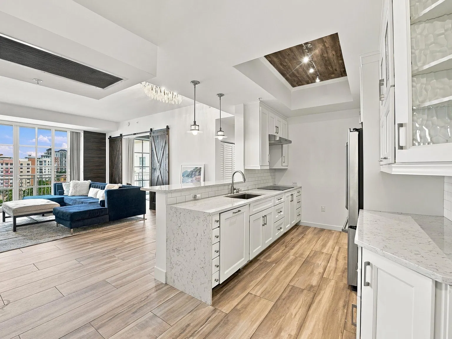 3 bed, 2.5 bath, 1575 sqft, $7,500 — Photo 1