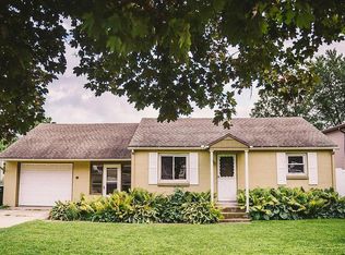 1924 Edison Rd, South Bend, IN 46617